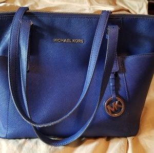 Michael Kors Jet Set Bag